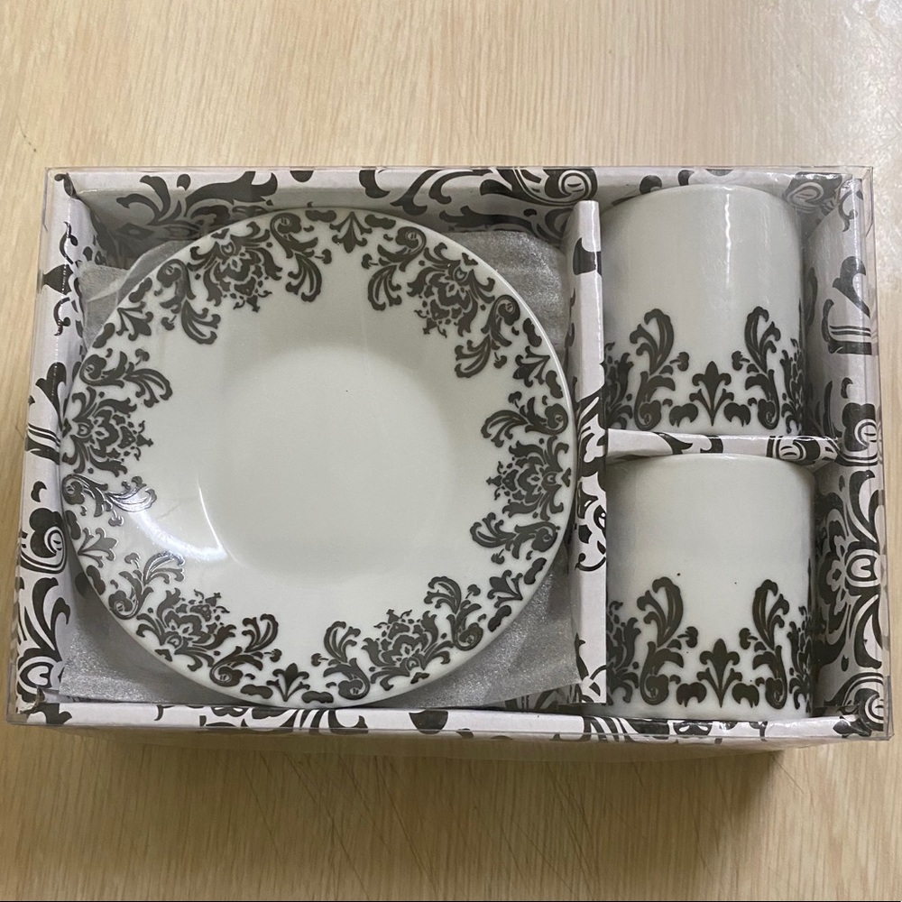 Espresso set of 2 cups and plates D’lusso